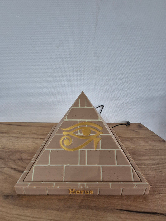 Lightbox Pyramide