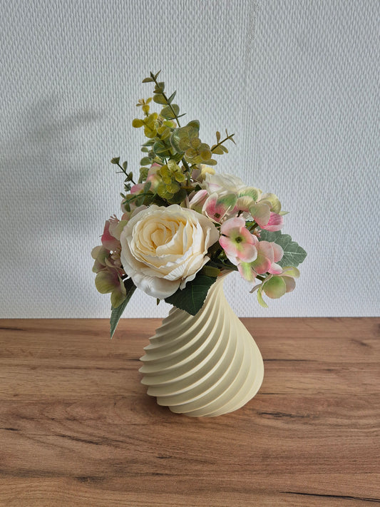 Vase Moderne Torsadé